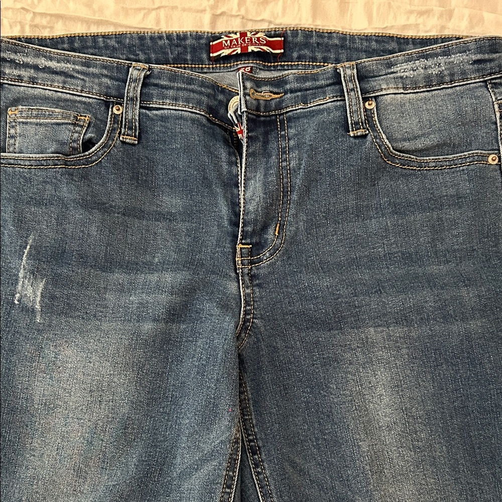Makers of True Originals Women's Blue Jeans size 28